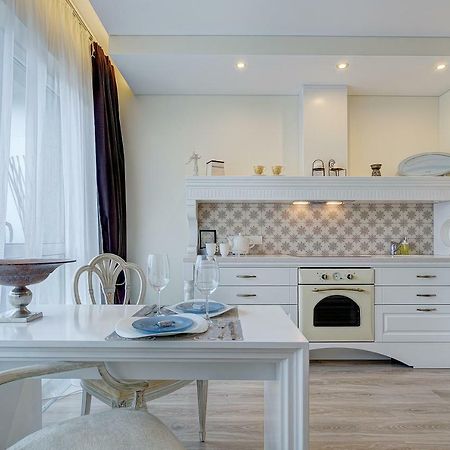 Bright Apartment Near Akropolis 维尔纽斯 外观 照片