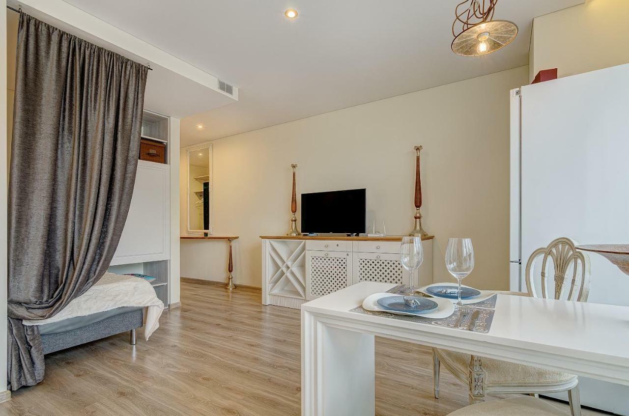 Bright Apartment Near Akropolis 维尔纽斯 外观 照片