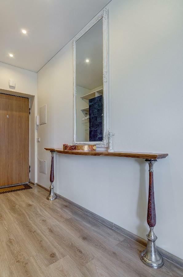 Bright Apartment Near Akropolis 维尔纽斯 外观 照片